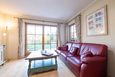Image de The “Alpensonne” holiday apartment in Garmisch-Partenkirchen boasts a fresh, new