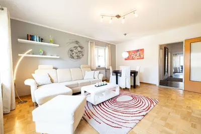 Image de Holiday apartment (60m2) in Partenkirchen with a double balcony