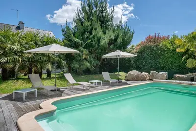 Image de Superbe maison pour 8 à Crach avec Piscine