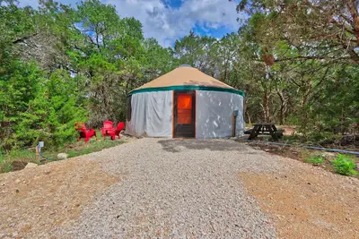 Image de The Yurt - a unique camping experience