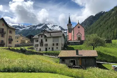 Image de Newly renovated comfort in a rustic mountain farmhouse on the Tour du Mont Blanc