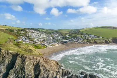 Image de Coast at Beachdown - a house that sleeps 9 guests in 4 bedrooms