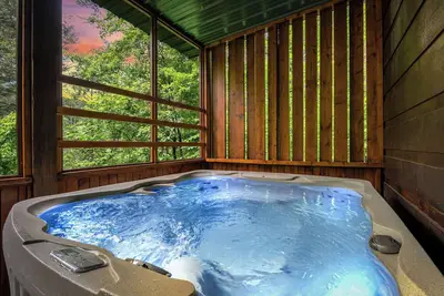 Image de Spring Sales! ~Prvt Mtn Cabin- Central Location-Fast Wifi