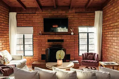 Image de The Rosewood Adobe - Private, Spacious Retreat with Pool