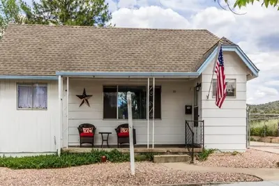 Image de Downtown Prescott Historic Mt Vernon Cottage