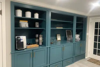 Image de **Newly Remodeled** Downtown Hideaway on Greenway