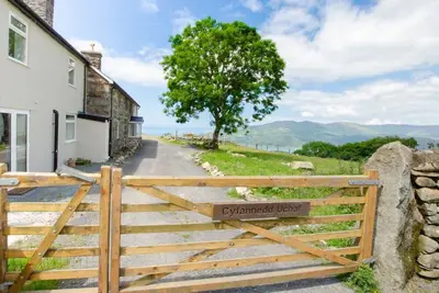Image de Cyfannedd Uchaf - Six Chambres Maison, Couchages 13