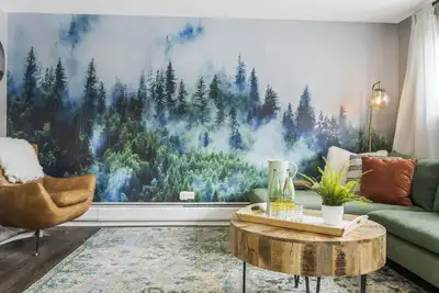 Image de Keyless, King bd, Wifi, desk, Fox River Bike Trail, near MetraTrain