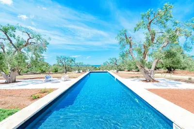 Image de Villa \"Fora\" près de la mer avec piscine, Wi-Fi, jardin et terrasse