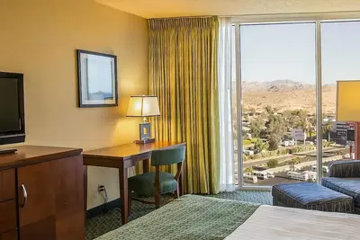 Image de Adventure Awaits! 3 Modish Units, Casino, Pool, Game Room, Bars, Onsite Dining!