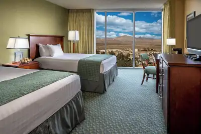 Image de 3 x Panorama Room - 2 Queens at Aquarius Casino Resort