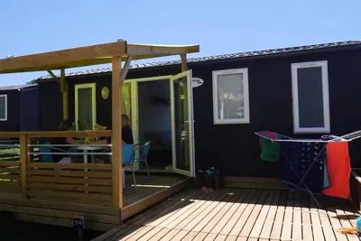 Image de Mobil-home Confort 26m² (2 chambres) + Clim + terrasse 10m² 4 personnes
