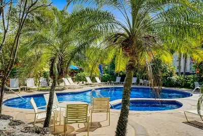 Image de Garden Oasis Near Kukuiʻula Shopping Village w/Shared Pool and Free WiFi