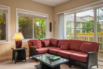 Image de Ground-Floor Air Conditioned Condo Near Beaches w/Free WiFi, Shared Pool/Hot Tub