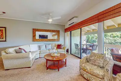 Image de Gorgeous home with lanai, Ac, pool, hot tub, & tennis - walk to dining & beach