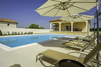 Image de Maison Nisa by Interhome