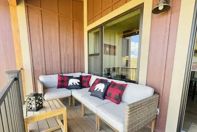 Image de 3bd, 2. 5ba, Deck, Golf, 5 min Ski Granby, 25 min Wp, Dogs Welcome,