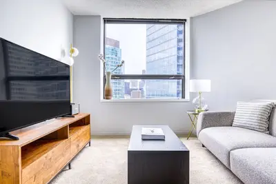 Image de Bright Streeterville 2br w/ Gym, Pool, near Navy Pier, by Blueground