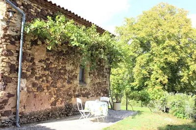 Image de Charmante maison en pierre avec cheminée et animaux acceptés