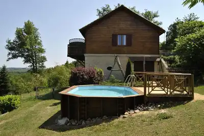 Image de Charmante maison avec piscine privée, climatisation, WiFi et parking