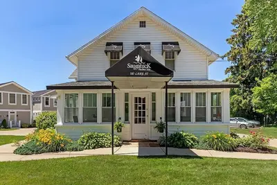 Image de Saugatuck Harbor House