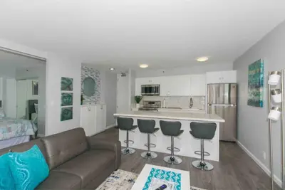 Image de Ocean Views in the Heart of Waikiki Beach