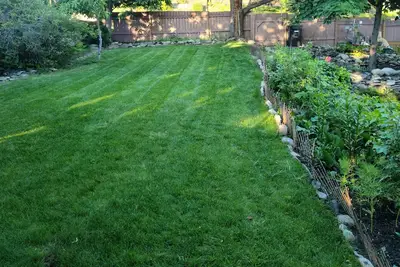 Image de Bright 5 Br House with Large Backyard
