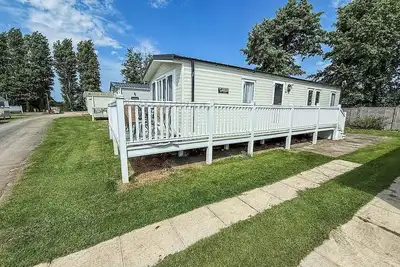 Image de Beautiful caravan with decking at Manor Park in Hunstanton ref 23042b