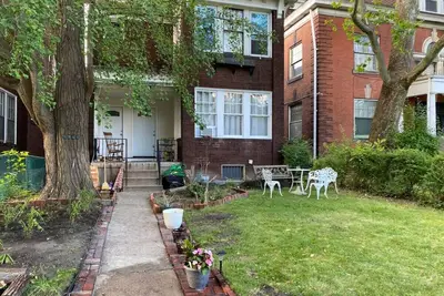 Image de Jewel in Historic Point Breeze