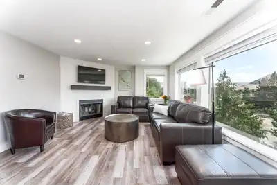 Park Pointe A201 - Community Pool/Hot tub