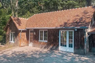 Image de Gîte de charme près du Zoo de Thoiry, jardin clos, tout inclus, wifi, idéal famille.