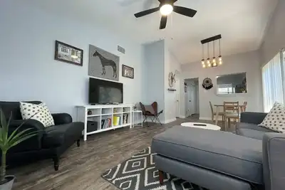 Image de Families/Couples | Perfect for a Home Base Ii