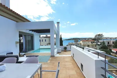 Unique 2 bedroom first floor apartment with private pool