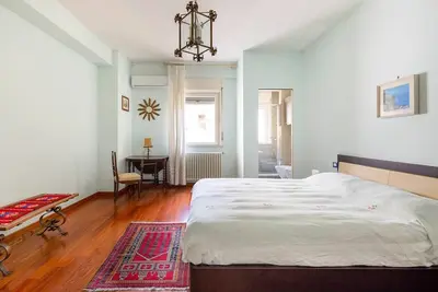 Image de Palermo old style - apartment with elevator and terrace in the center