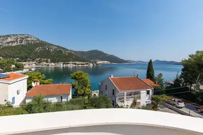 Image de Superbe appartement de 2 chambres à.