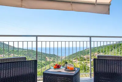 Superbe appartement à Moneglia avec.