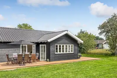 Image de Belle maison à Aakirkeby avec WiFi