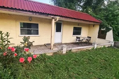 Image de Mini maison indépendante avec terrasse et jardin 🏡💕