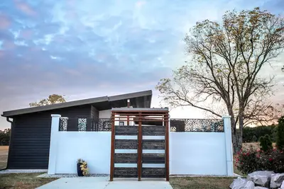 Image de Jupiter at Starburst, a Private modern luxury vacation rental