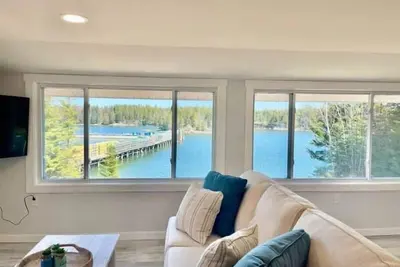 Image de Oceanfront Cottage on Private Island