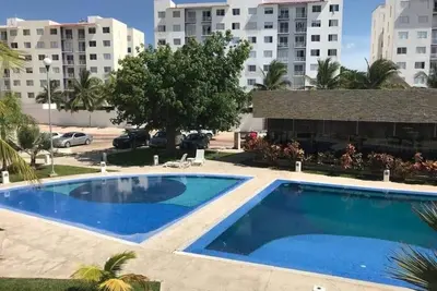 Image de Incredible! ! ! 3 Pool Home