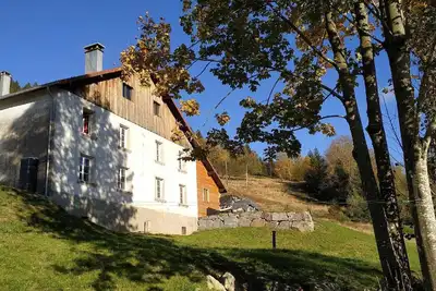 Image de Gîte 10 pers belle exposition plein sud, proche forêt et sentiers de rando