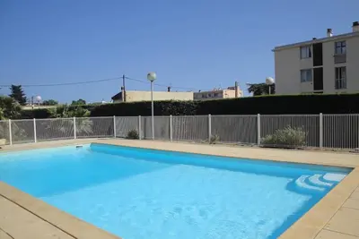 Image de Appartement climatisé avec piscine et parking