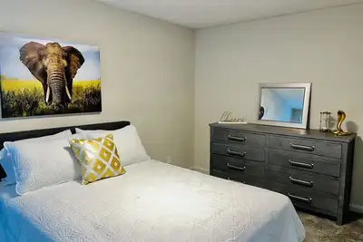 Image de Modern, Chic, and Stylish 2 Bedrooms 2 Bathrooms