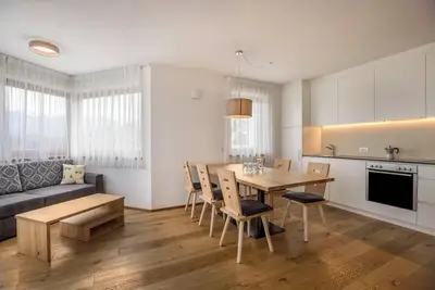 Image de Appartement \"Stefansdorf Wohnung 2\" avec vue sur les montagnes, Wi-Fi, jardin et terrasse