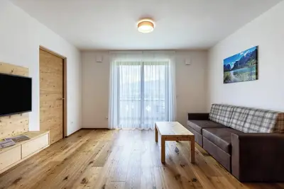 Image de Appartement \"Stefansdorf Wohnung 4\" avec vue sur les montagnes, Wi-Fi, jardin, balcon et barbecue