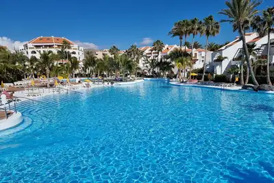 Image de Studio Parque Santiago 3directement sur plage+mer, terrasse, piscine chauffée, wifi