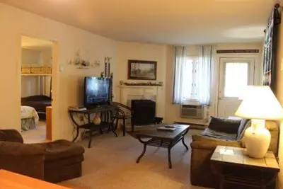Image de Spacious Family Fun in this Two Bedroom Condo #131