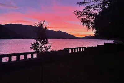 Image de Casa con Magníficas Vistas y Acceso Privado al Embalse del Burguillo