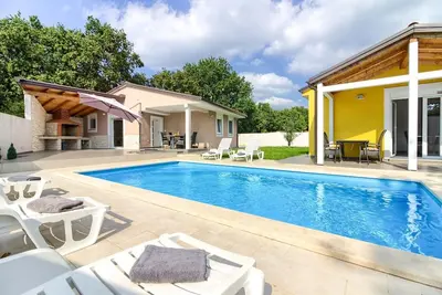 Image de Maison de vacances Valtura pour 1 - 8 personnes avec 3 chambres à coucher - Maison de vacances